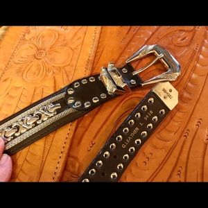 Captiva collectibles L/ 35 inches